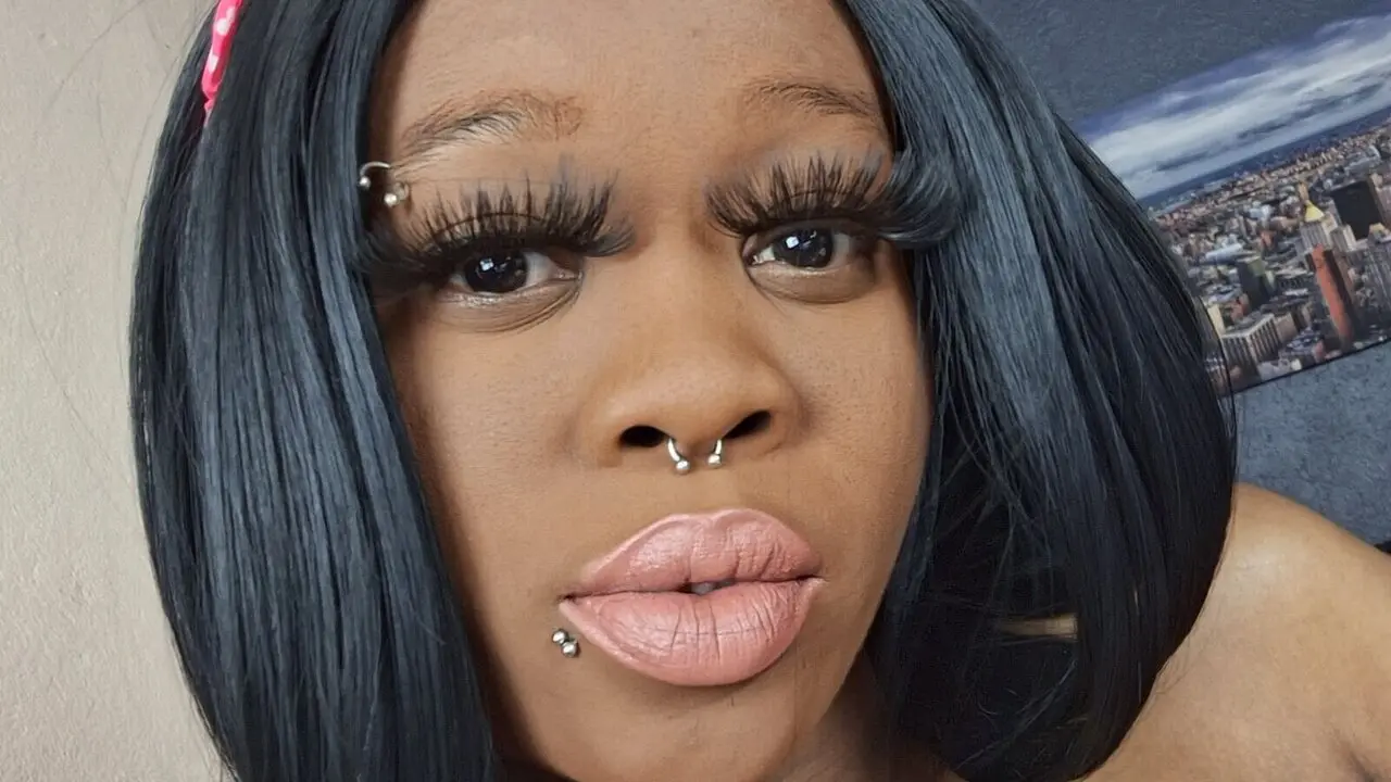 AkeliaHampson VIP Show Recorded