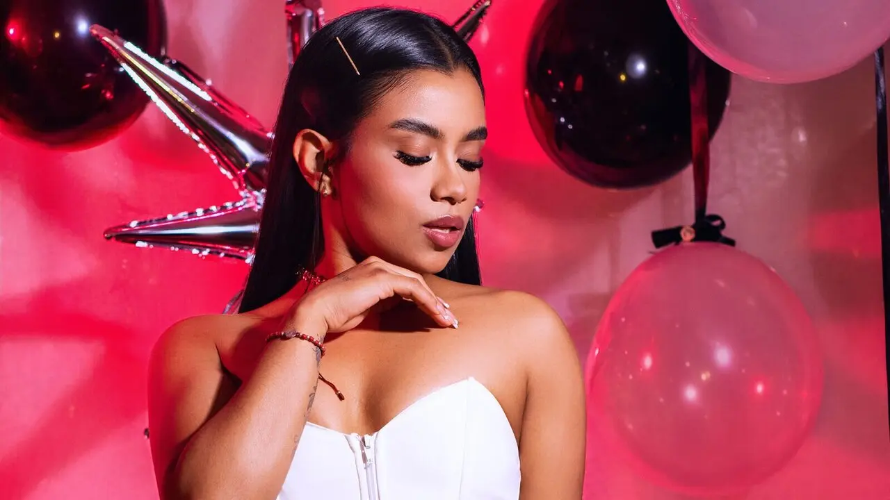 MilyThomas VIP Show Recorded