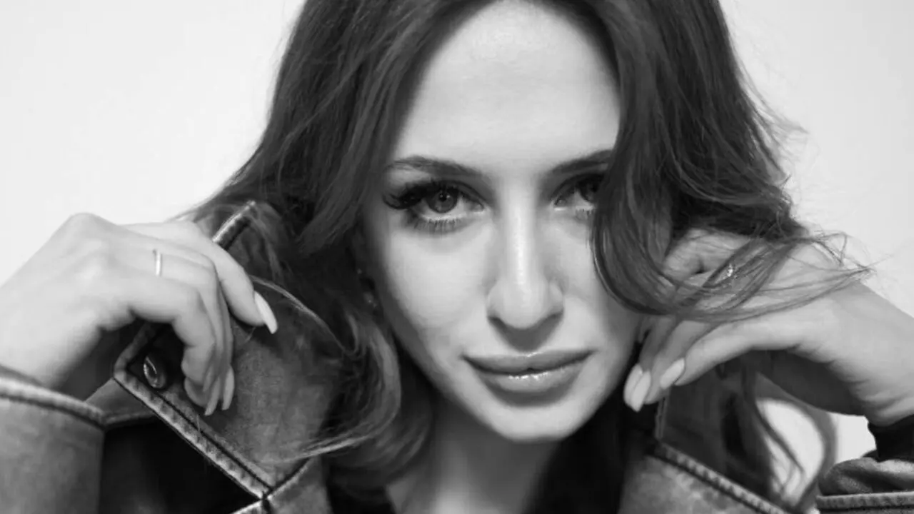 SierraMednick VIP Show Recorded